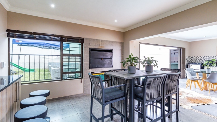 4 Bedroom Property for Sale in Boschdal North West